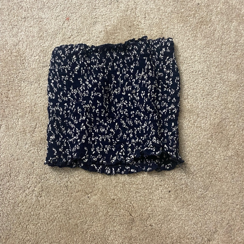 Black and white tube top